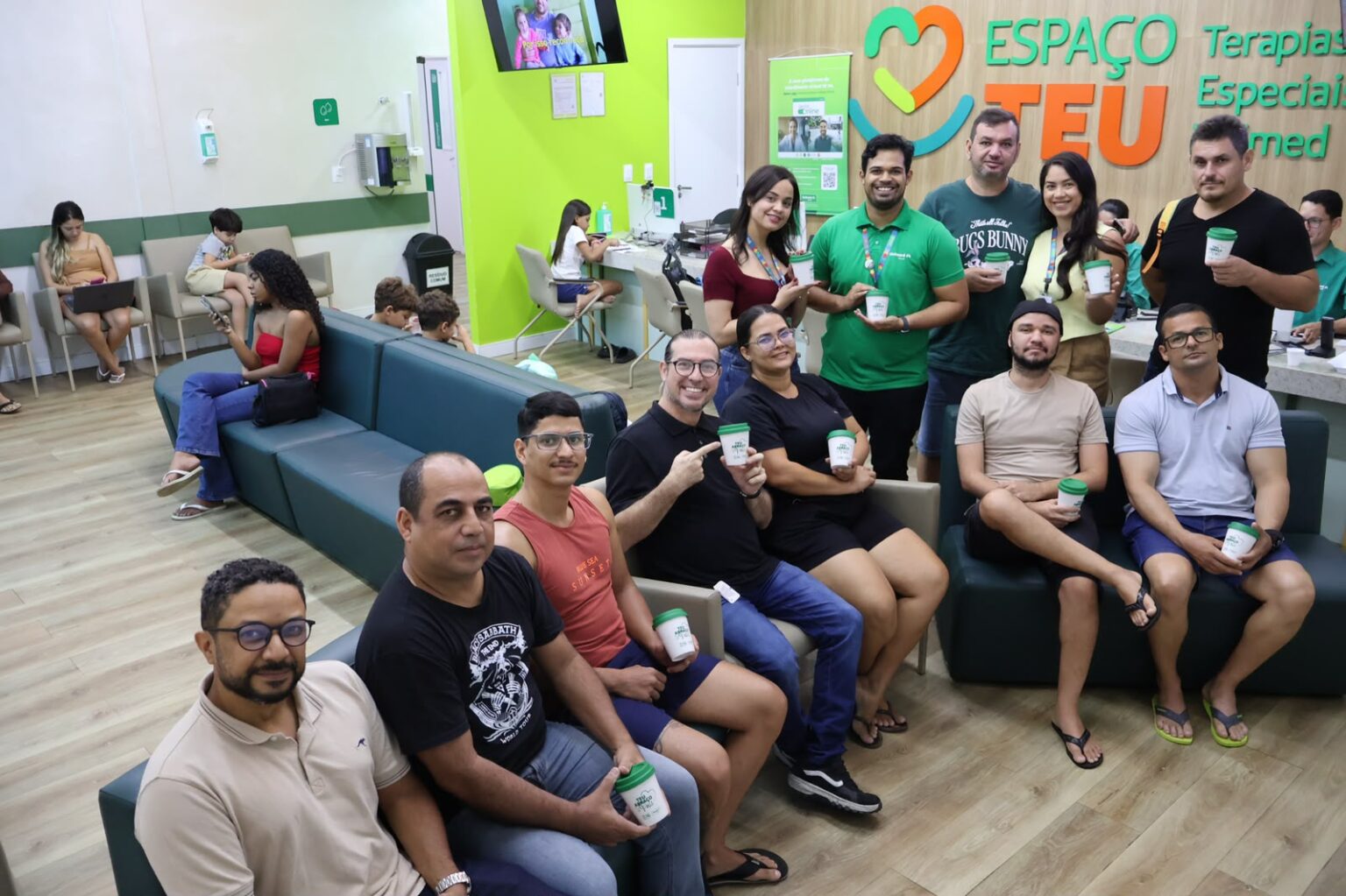 Espaços Teu promovem roda de conversa para pais de crianças em terapia
